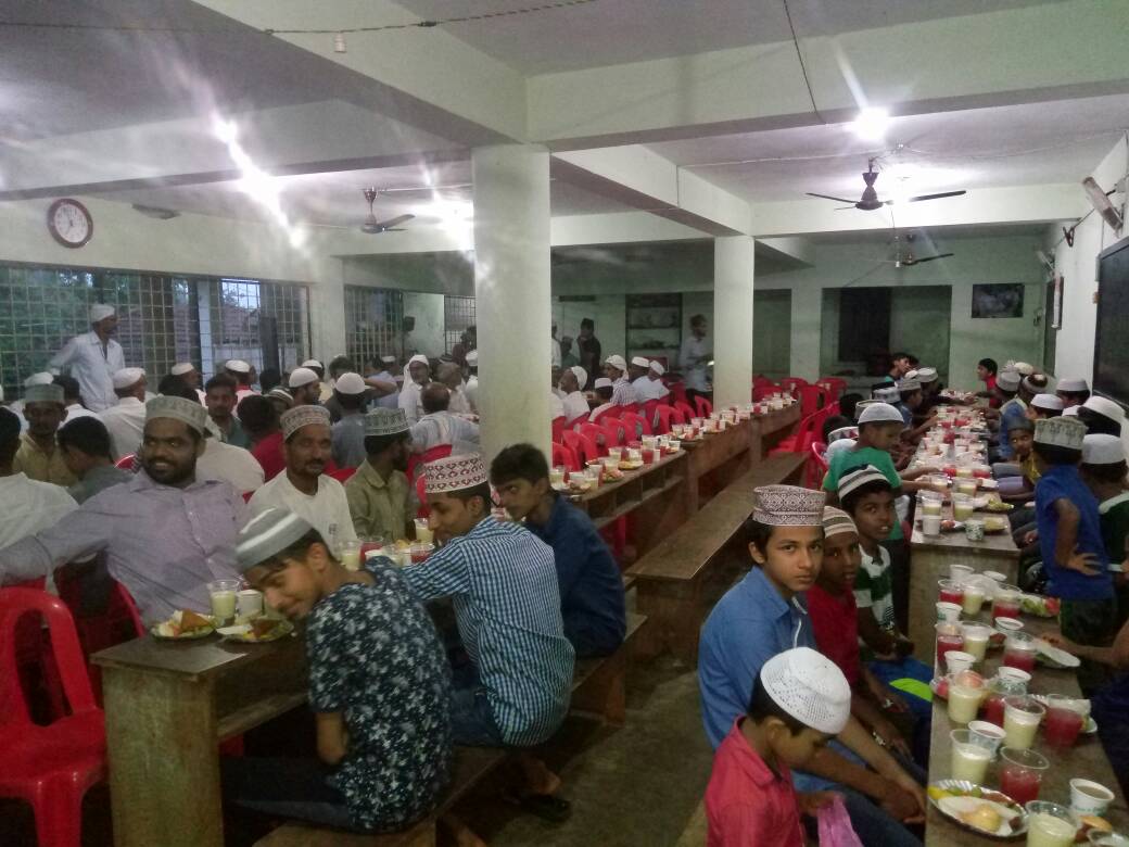 ಆತೂರು: ಹಫ್ವಾ ಫ್ಯಾಮಿಲಿ ವತಿಯಿಂದ ಇಫ್ತಾರ್ ಕೂಟ